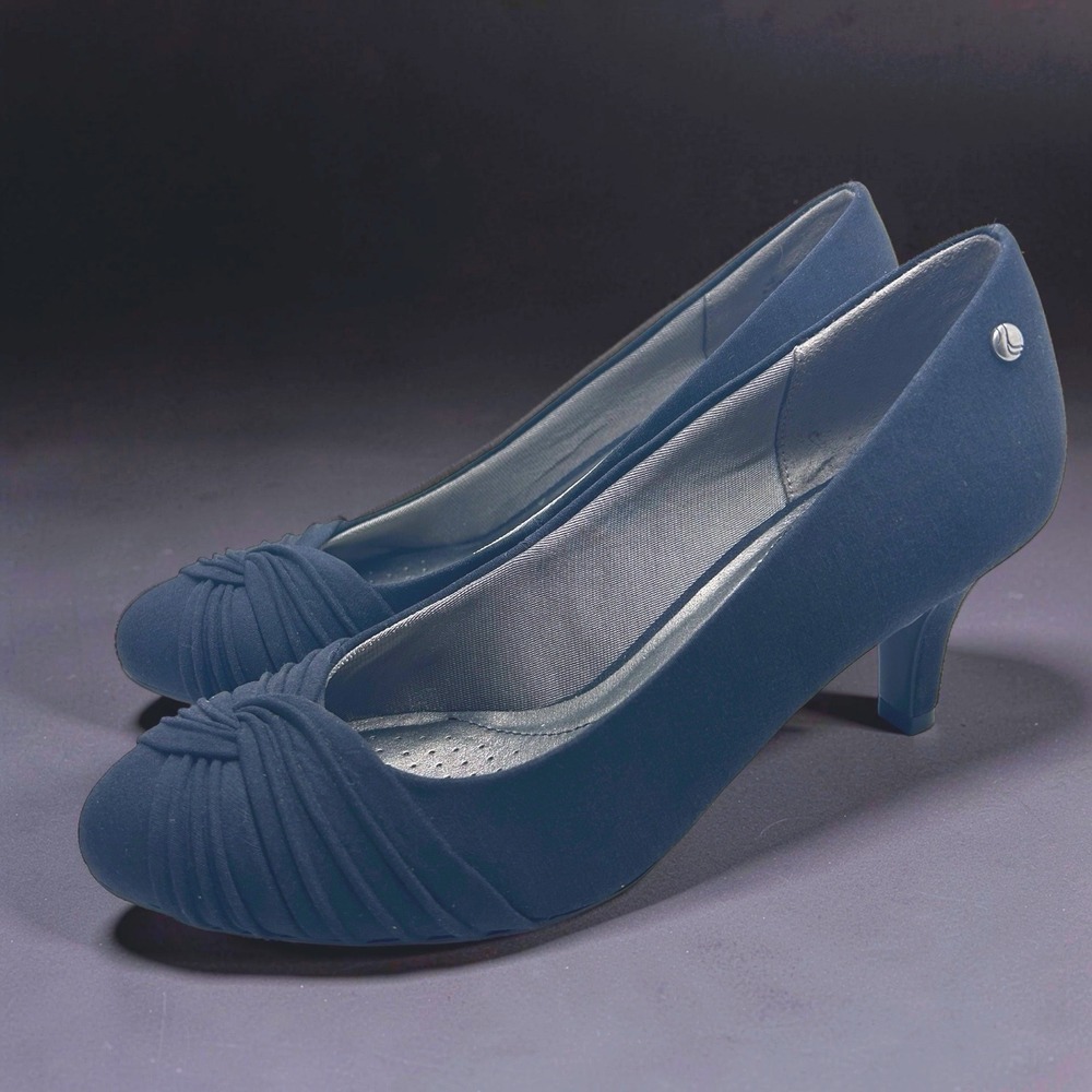 Classic Knot-Toe Navy Women’s Dress Pumps
